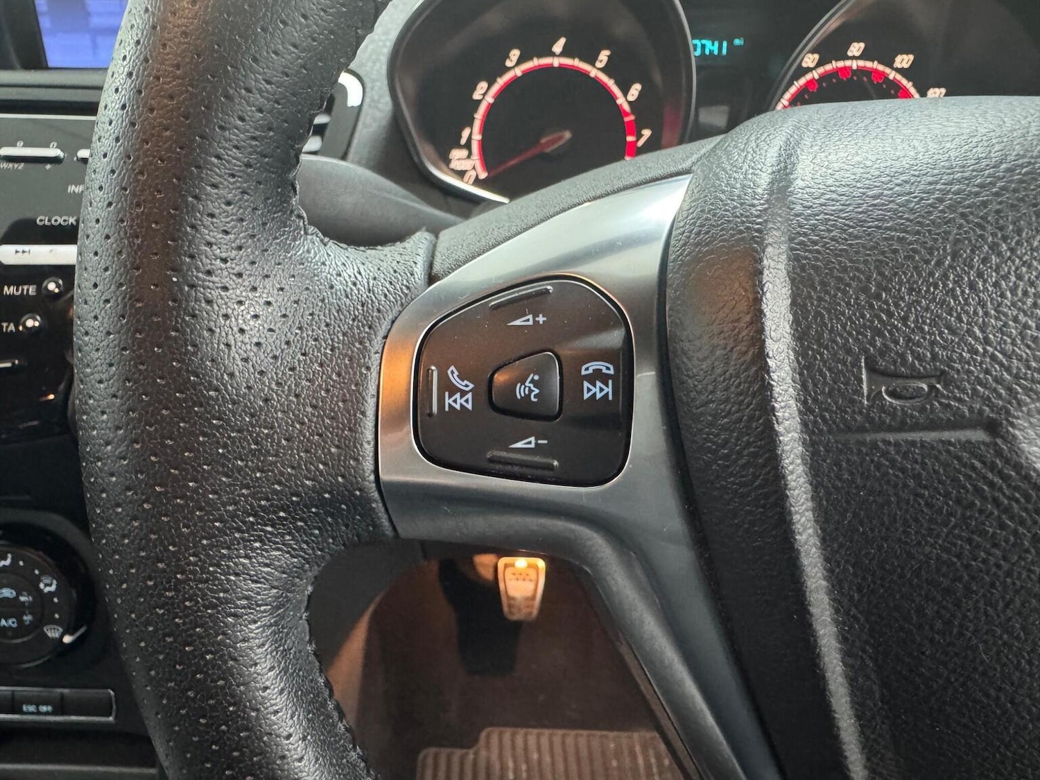 Used Ford Fiesta 2016 for sale - 77237070: Photo 17