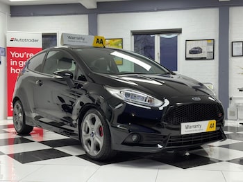 Used Ford Fiesta 2016 for sale - 77237070: Photo