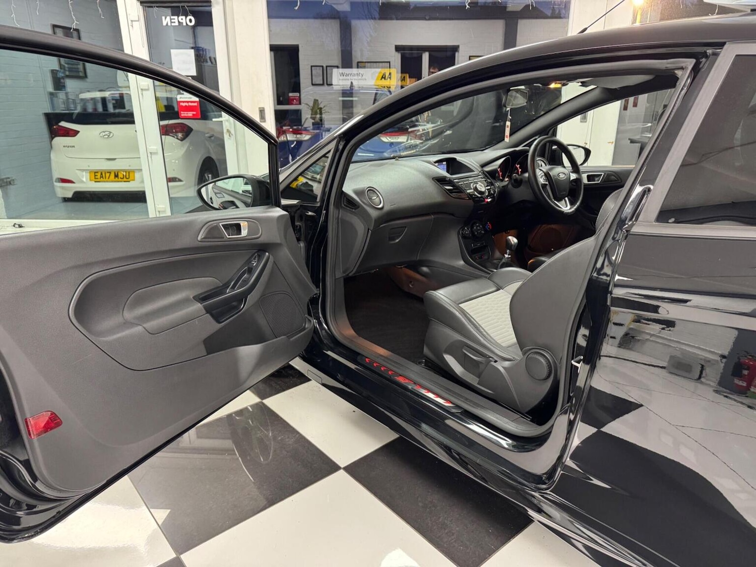 Used Ford Fiesta 2016 for sale - 77237070: Photo 21