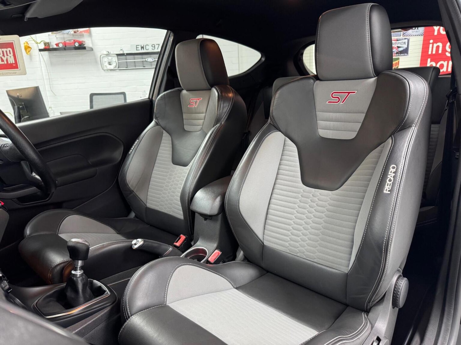 Used Ford Fiesta 2016 for sale - 77237070: Photo 30