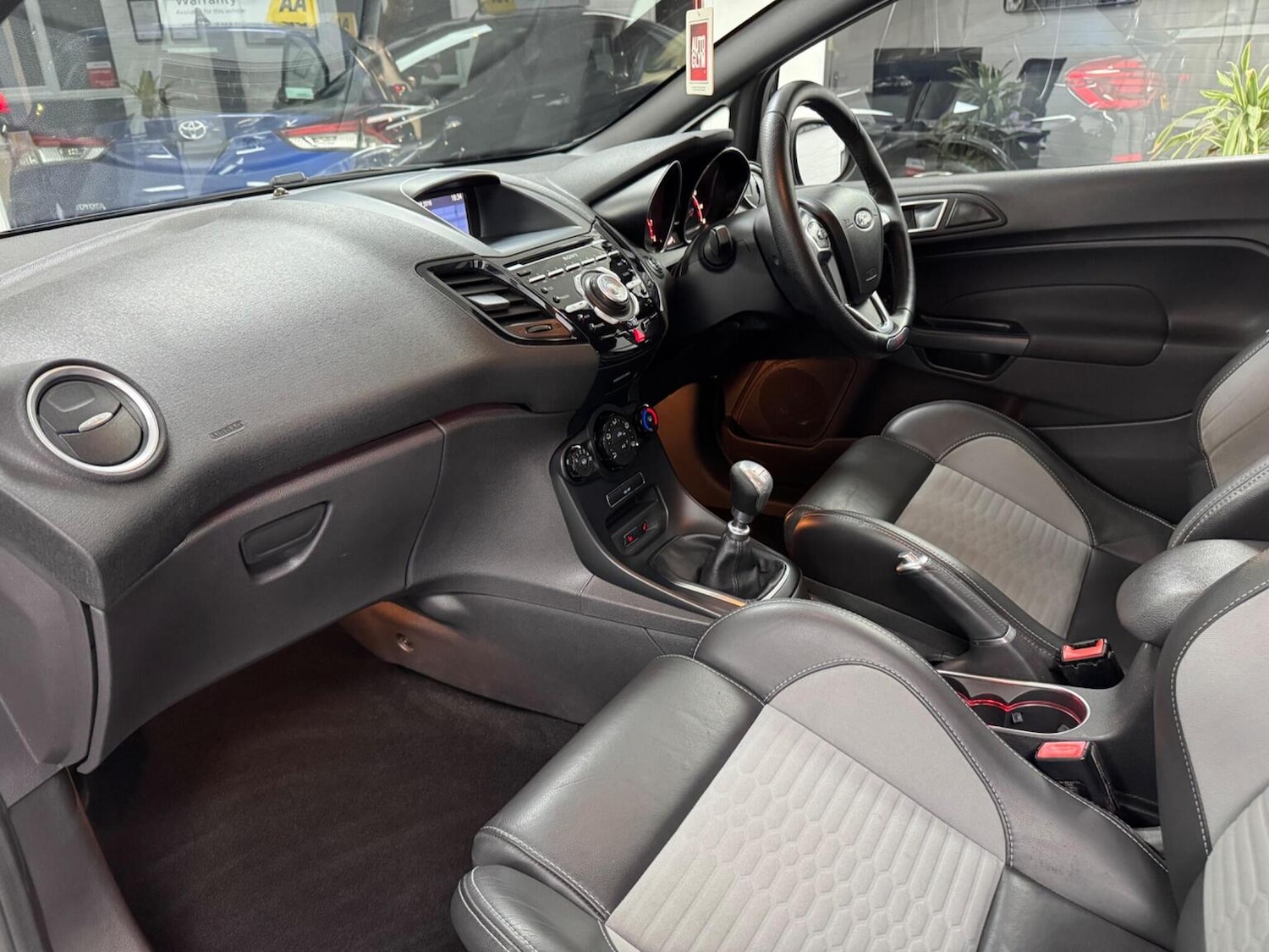 Used Ford Fiesta 2016 for sale - 77237070: Photo 31