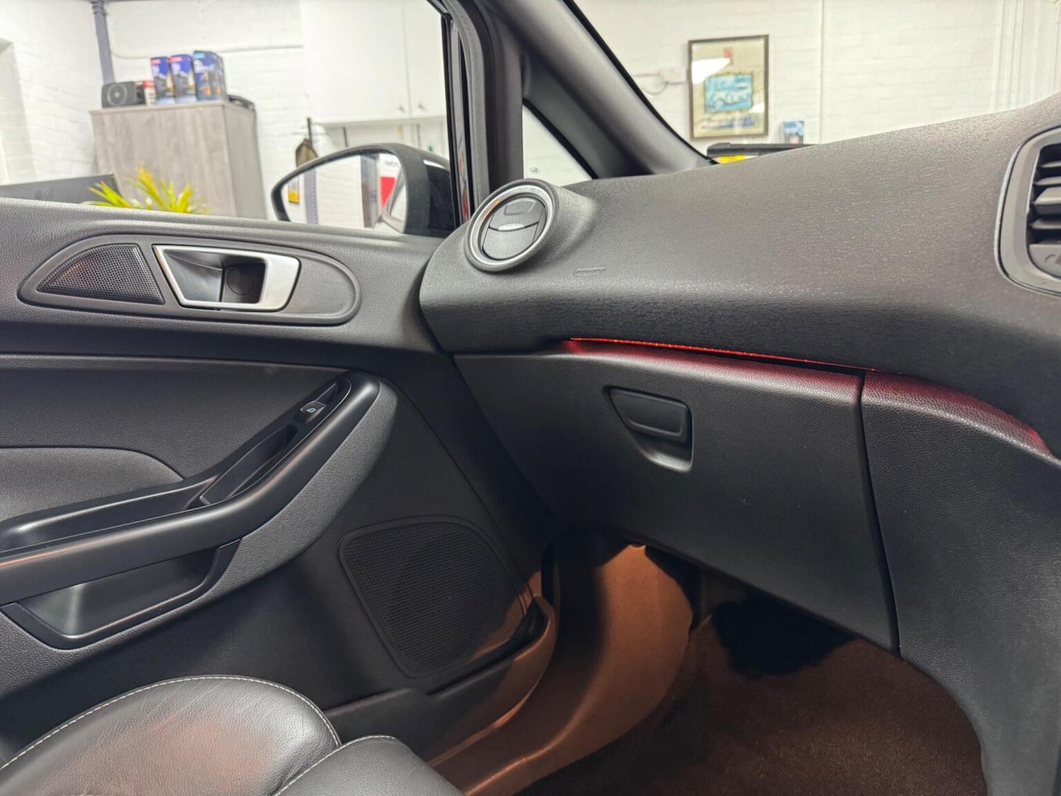 Used Ford Fiesta 2016 for sale - 77237070: Photo 39