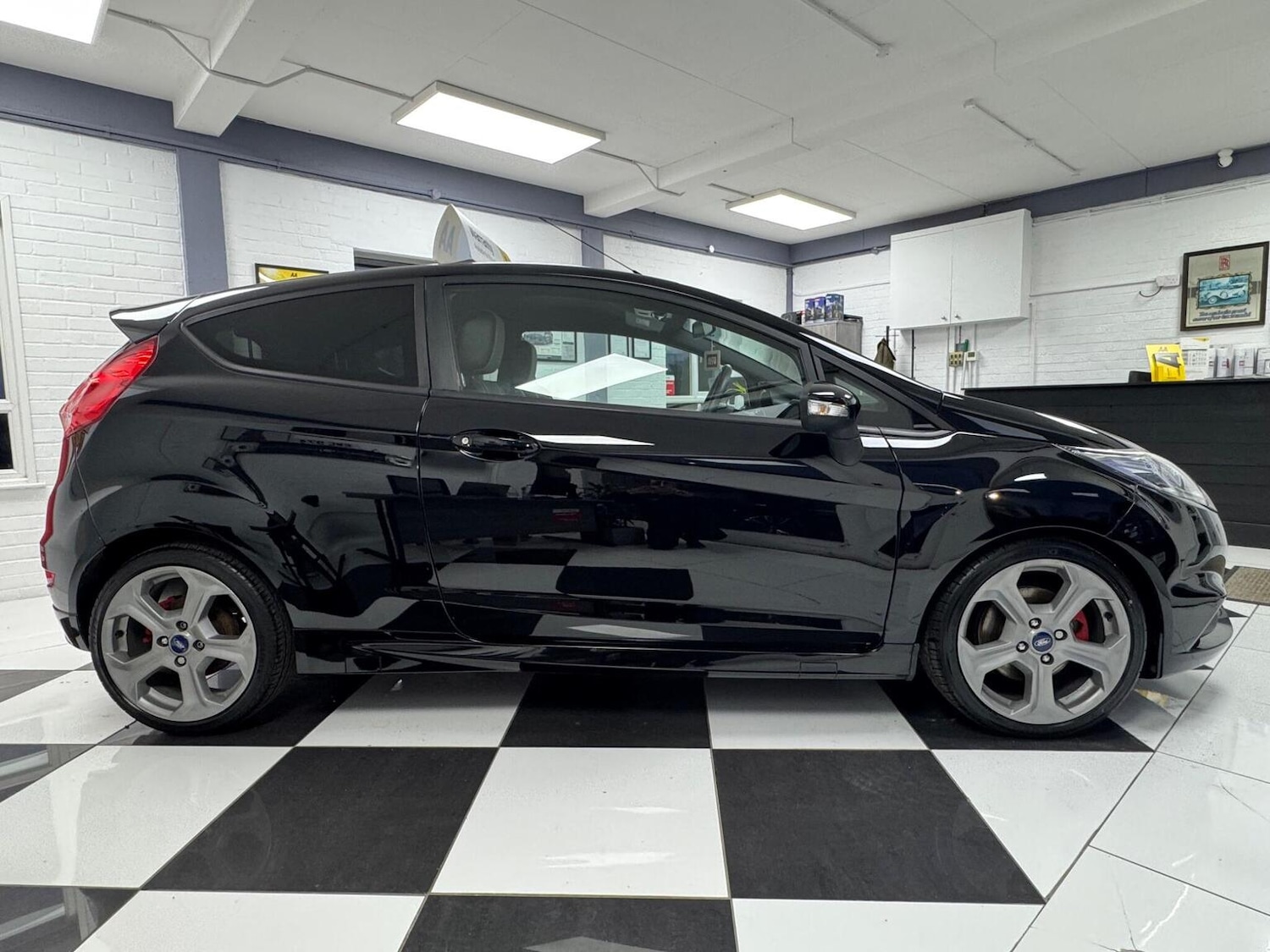 Used Ford Fiesta 2016 for sale - 77237070: Photo 7