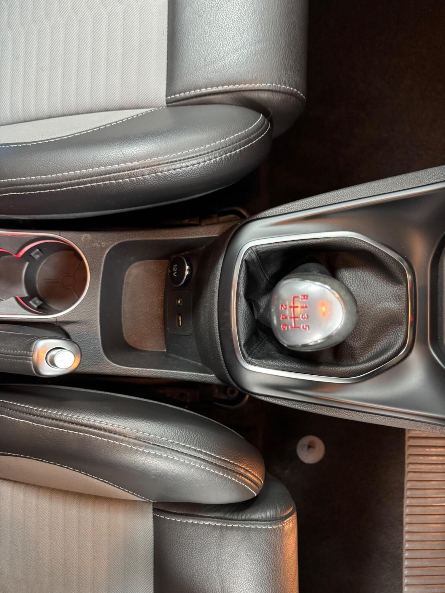 Used Ford Fiesta 2016 for sale - 77237070: Photo 9