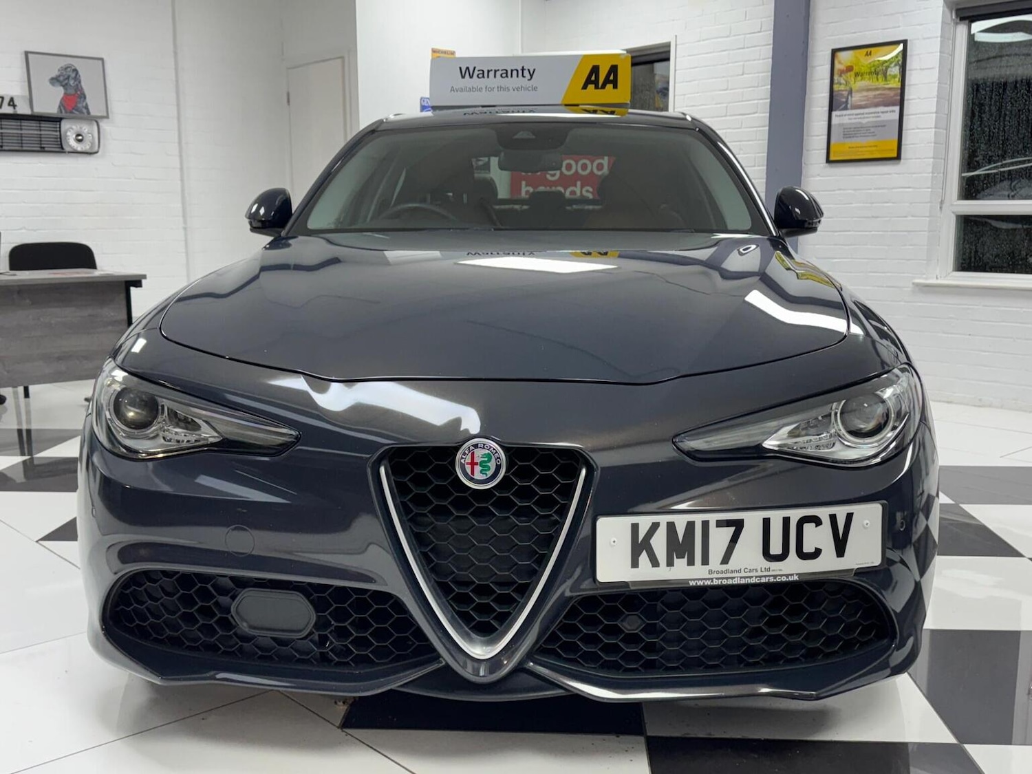 Used Alfa Romeo Giulia 2017 for sale - 76631613: Photo 2