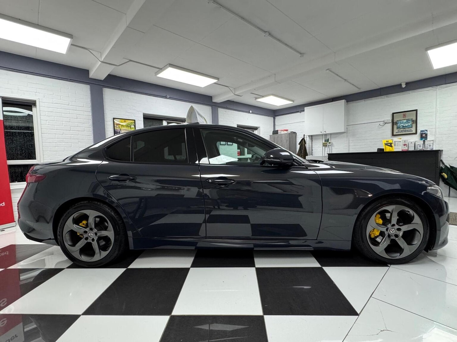 Used Alfa Romeo Giulia 2017 for sale - 76631613: Photo 7