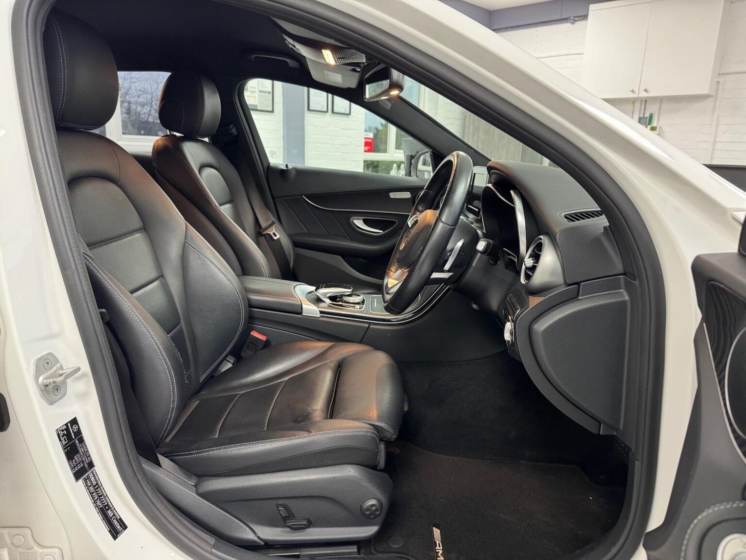 Used Mercedes-Benz C Class 2016 for sale - 77342574: Photo 15