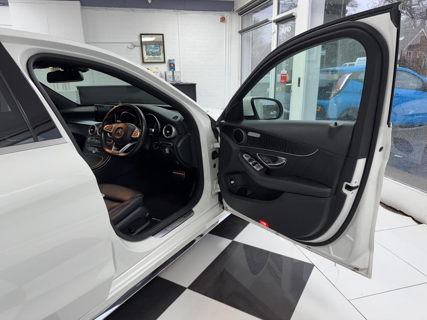 Used Mercedes-Benz C Class 2016 for sale - 77342574: Photo 27