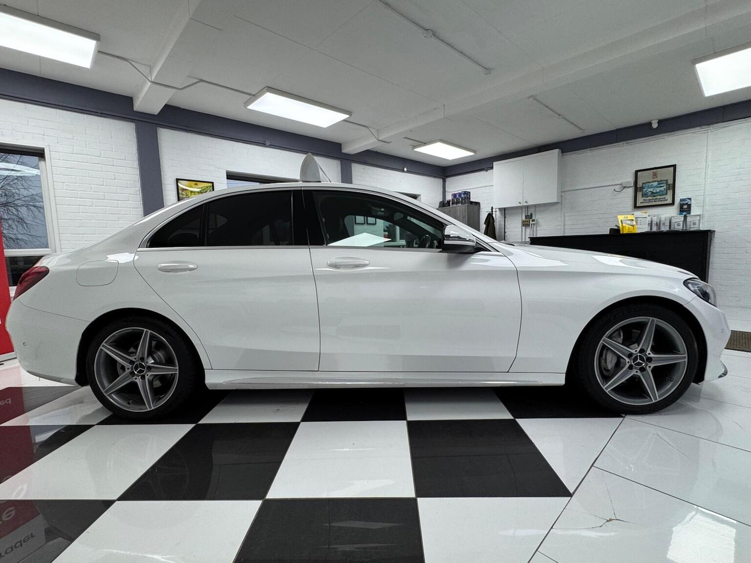 Used Mercedes-Benz C Class 2016 for sale - 77342574: Photo 9