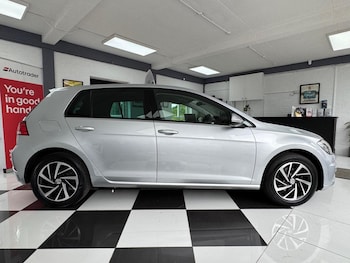 Used Volkswagen Golf 2020 for sale - 75457469: Photo
