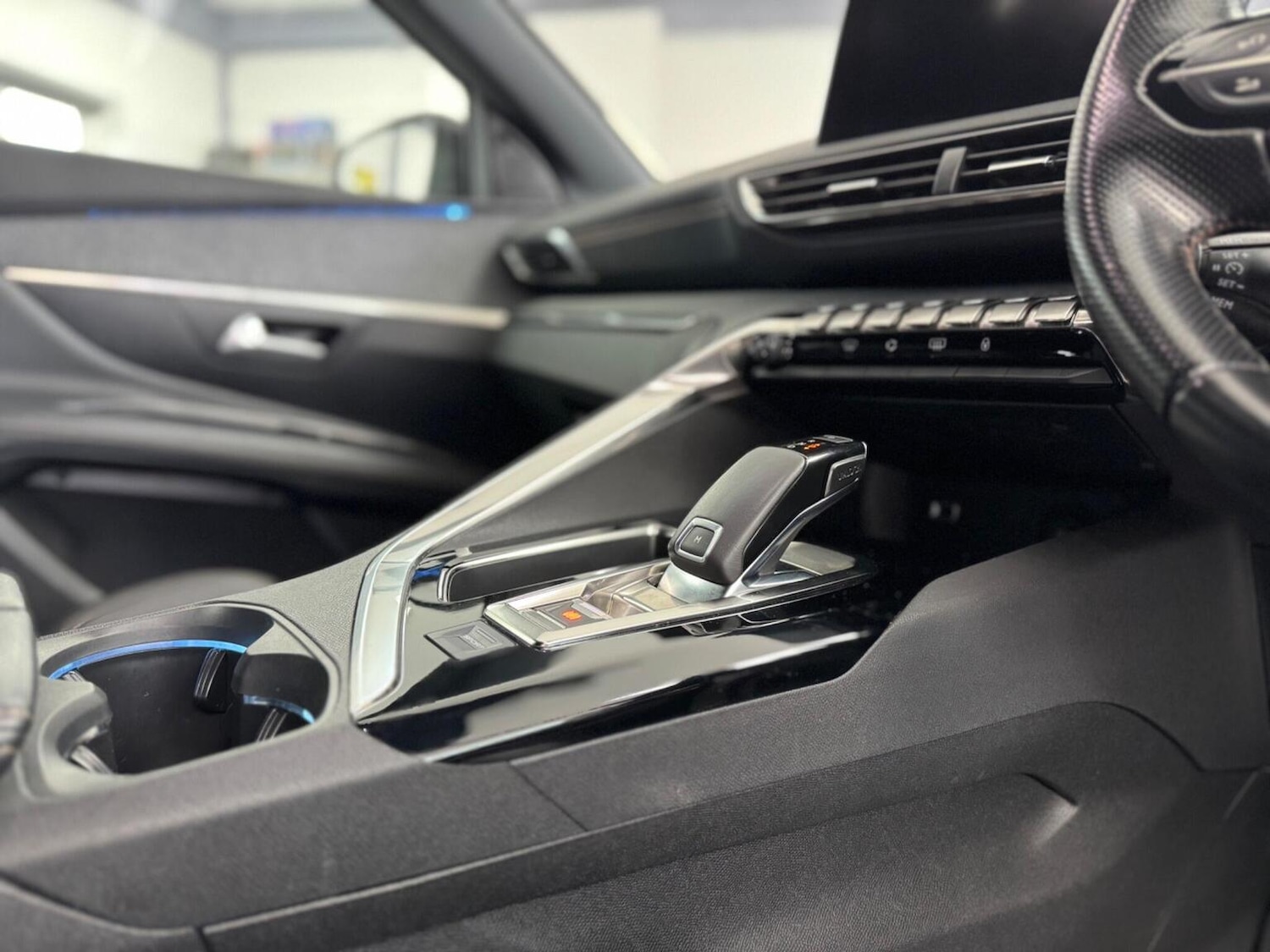 Used Peugeot 3008 2020 for sale - 77438237: Photo 12