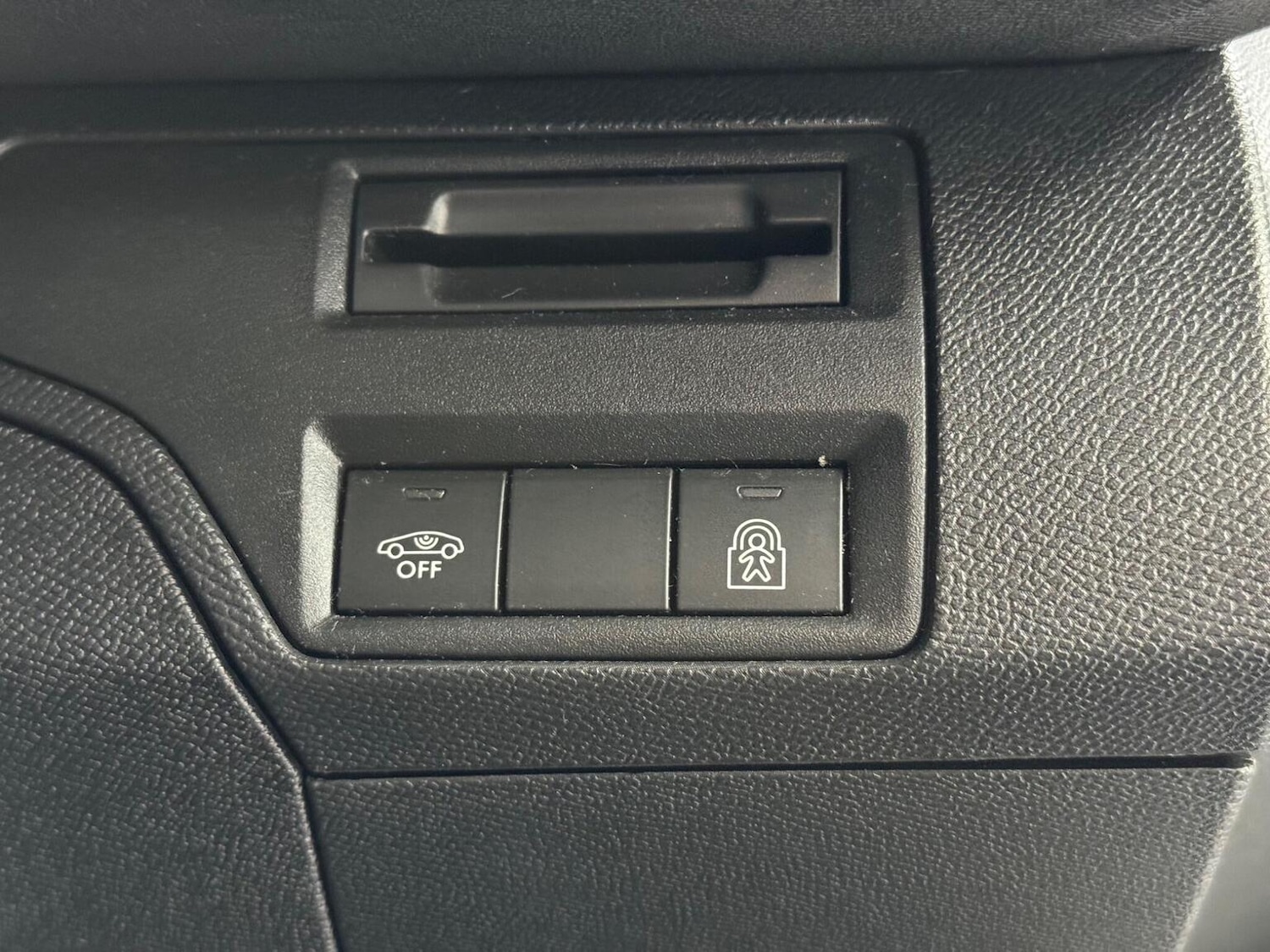 Used Peugeot 3008 2020 for sale - 77438237: Photo 25