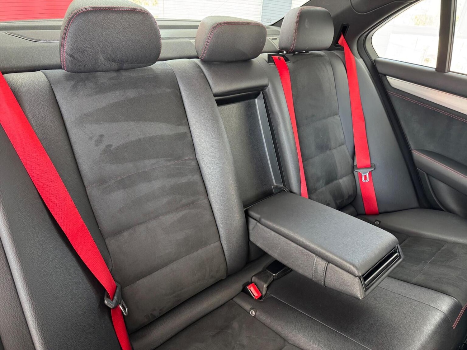 Used Mercedes-Benz C Class 2012 for sale - 77656309: Photo 13