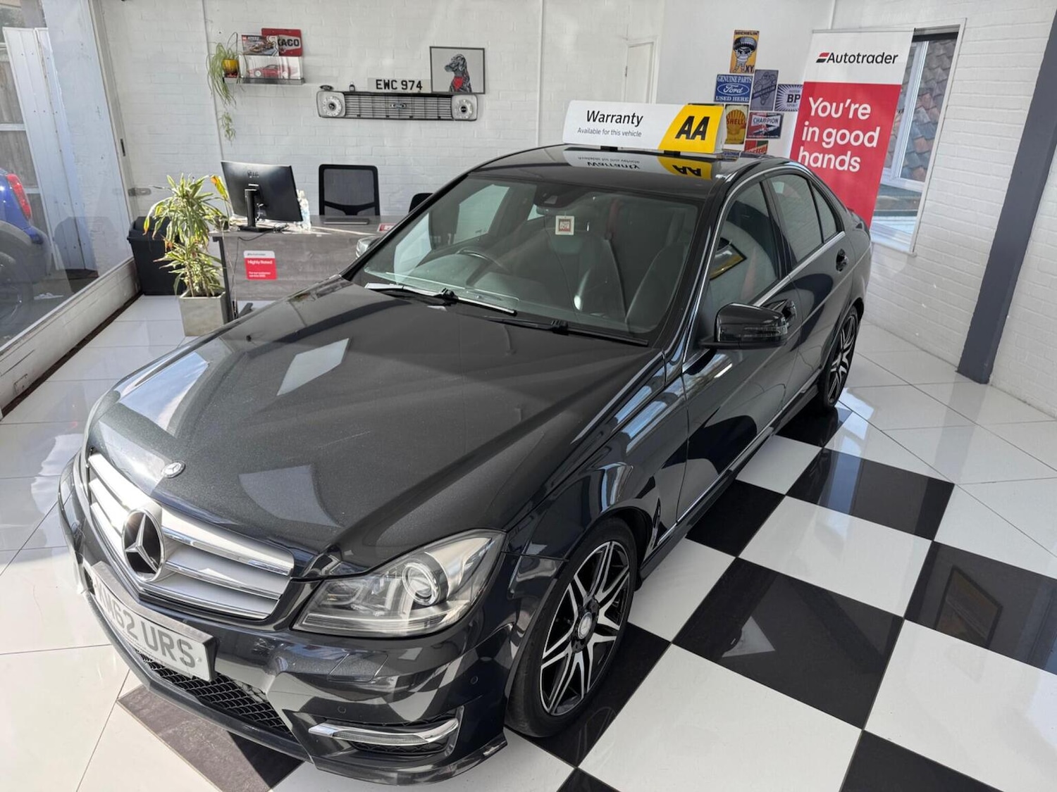 Used Mercedes-Benz C Class 2012 for sale - 77656309: Photo 5