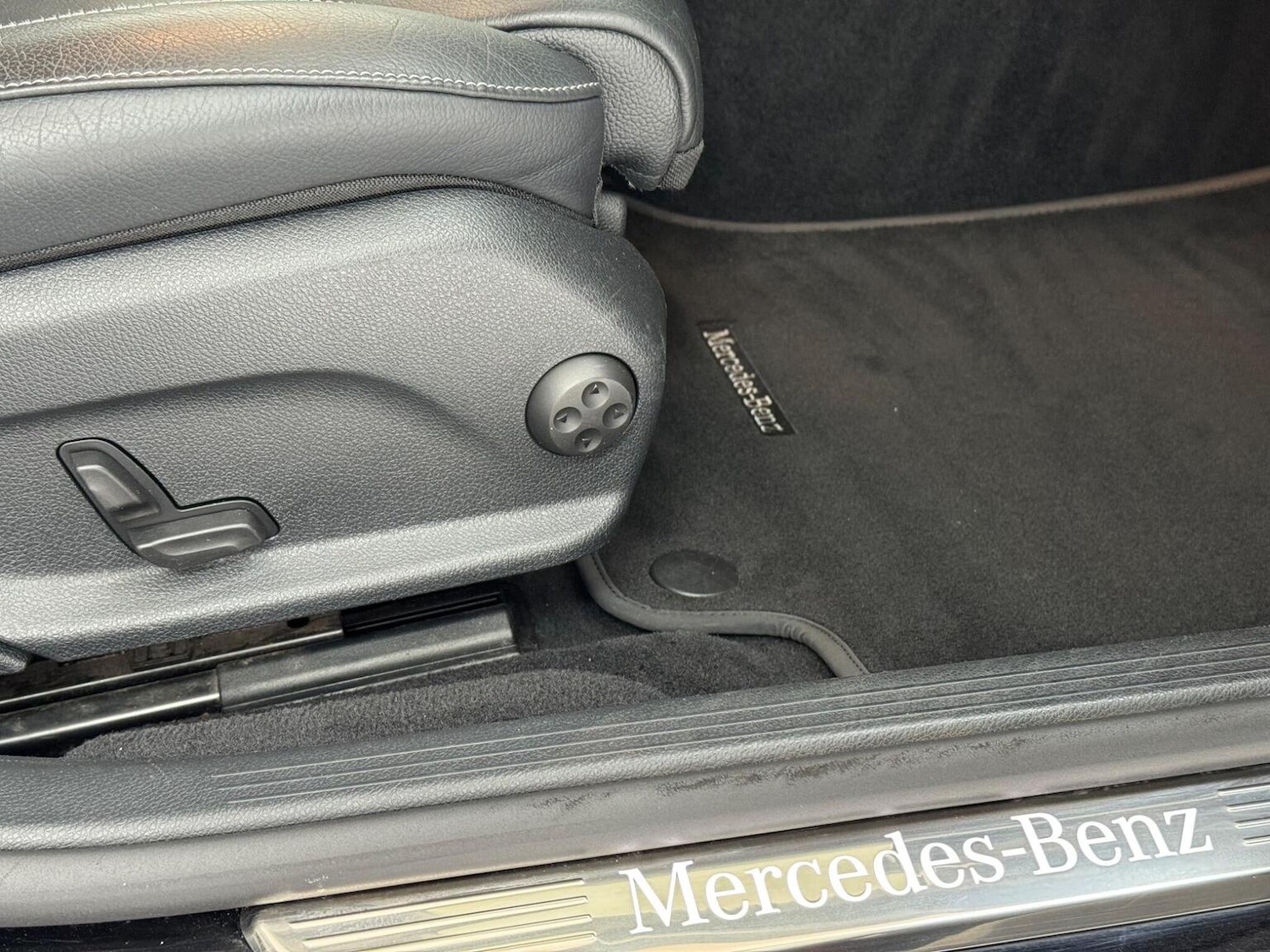 Used Mercedes-Benz E Class 2019 for sale - 77781741: Photo 18