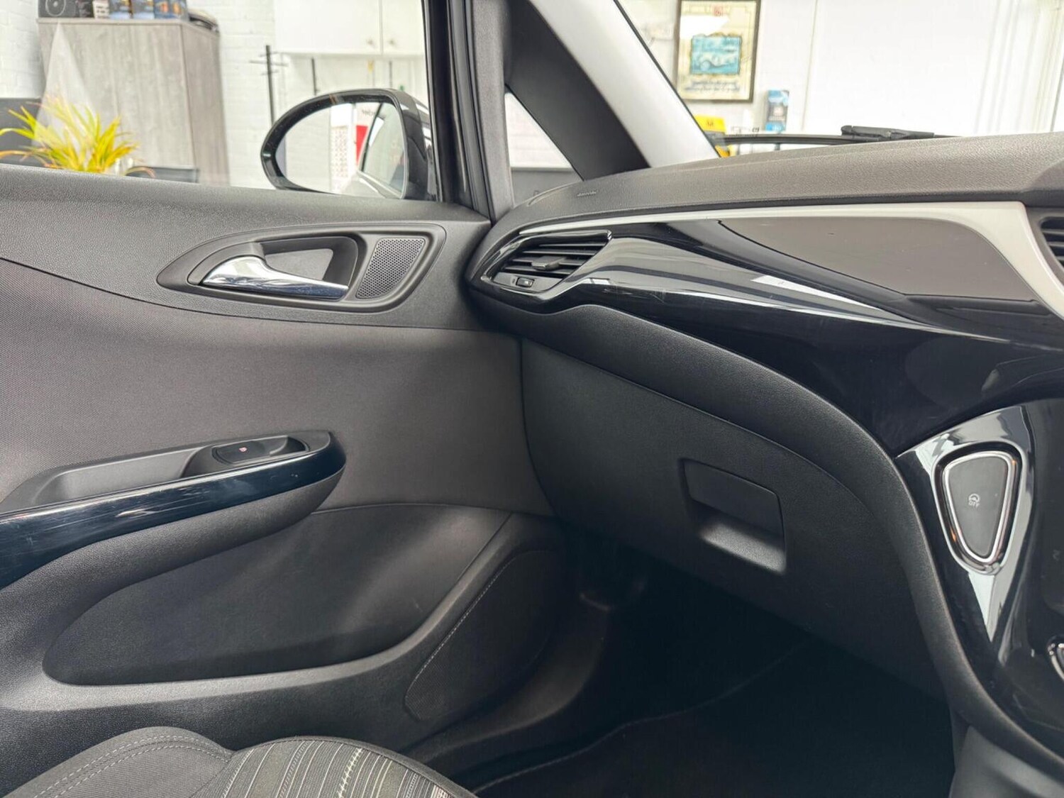 Used Vauxhall Corsa 2016 for sale - 78045643: Photo 24