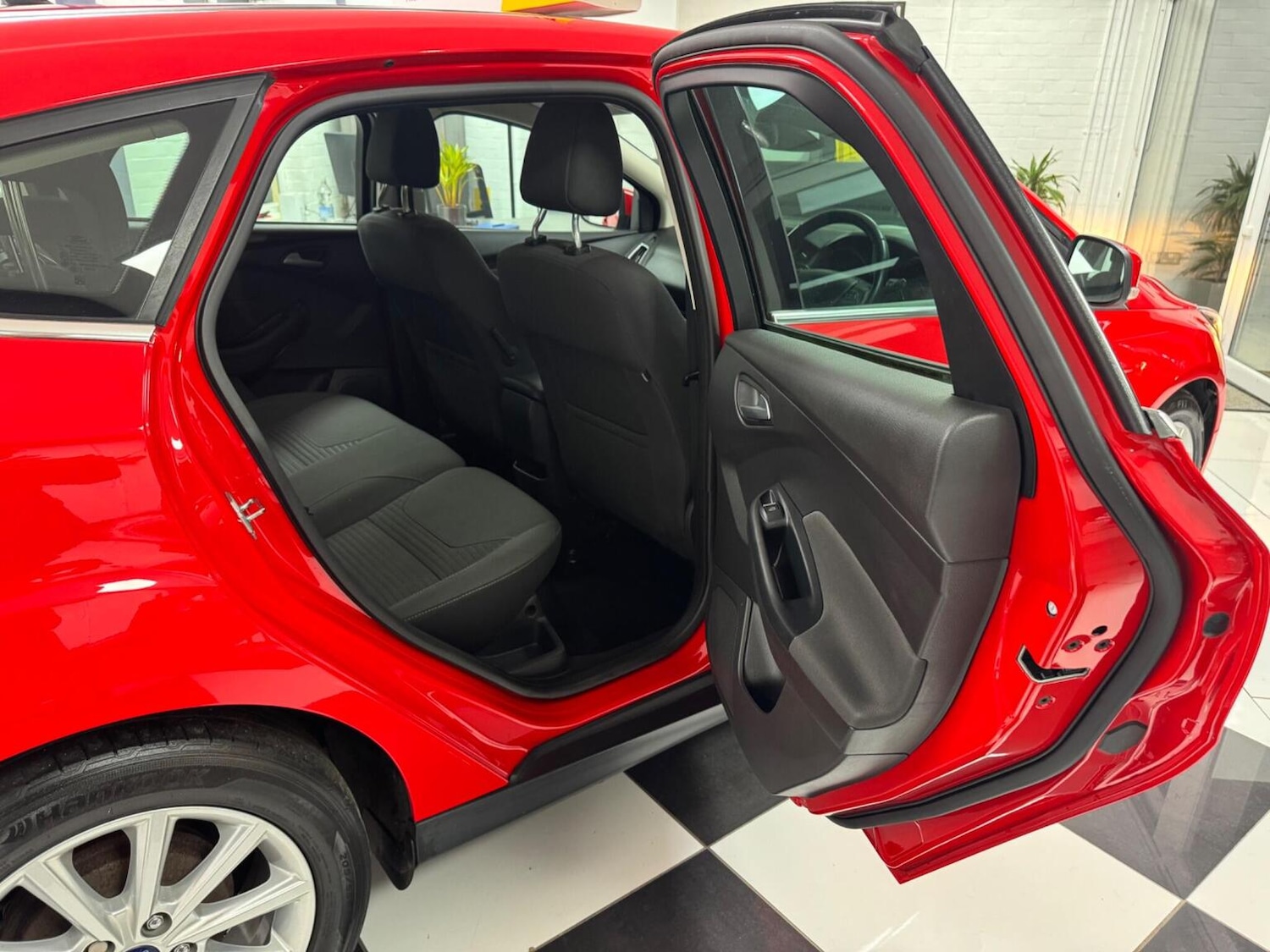 Used Ford Focus 2018 for sale - 76482994: Photo 27