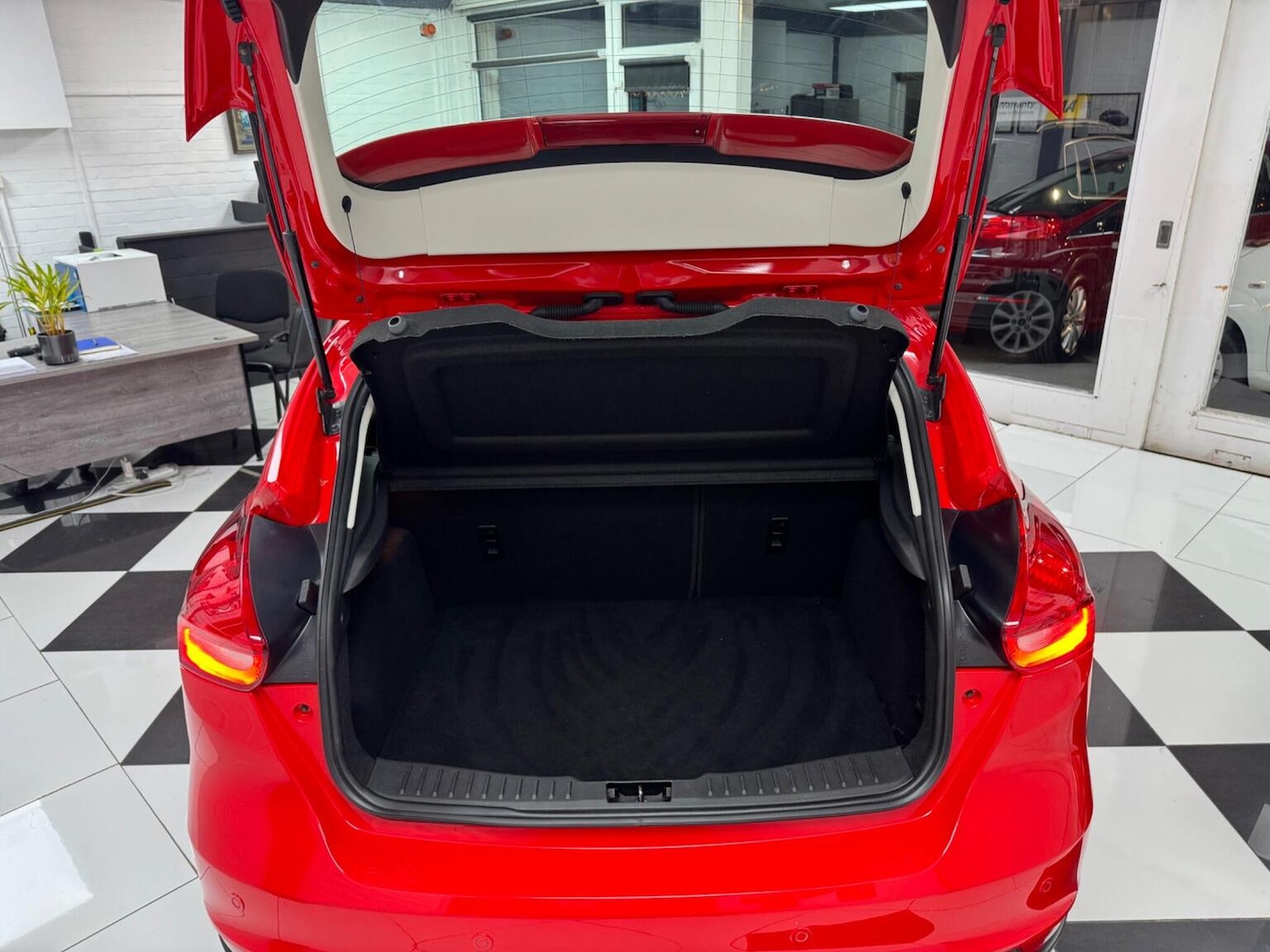 Used Ford Focus 2018 for sale - 76482994: Photo 39