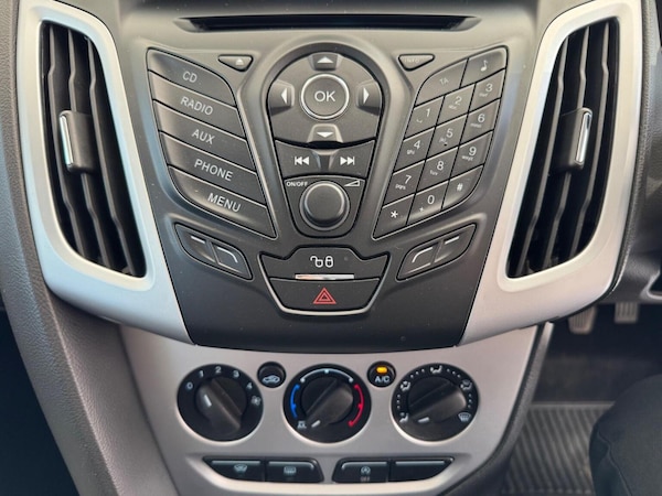 Used Ford Focus 2011 for sale - 76070432: Photo 25