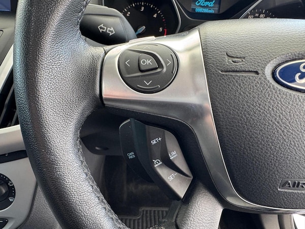 Used Ford Focus 2011 for sale - 76070432: Photo 29