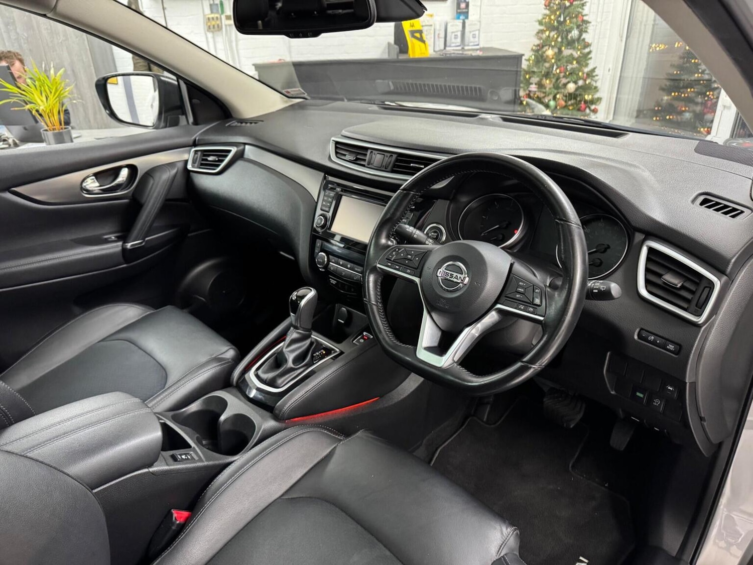 Used Nissan Qashqai 2017 for sale - 76974445: Photo 10