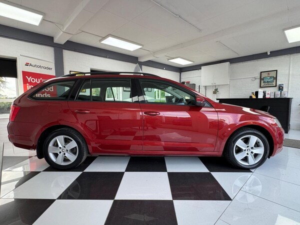 Used Skoda Octavia 2014 for sale - 75706115: Photo 2