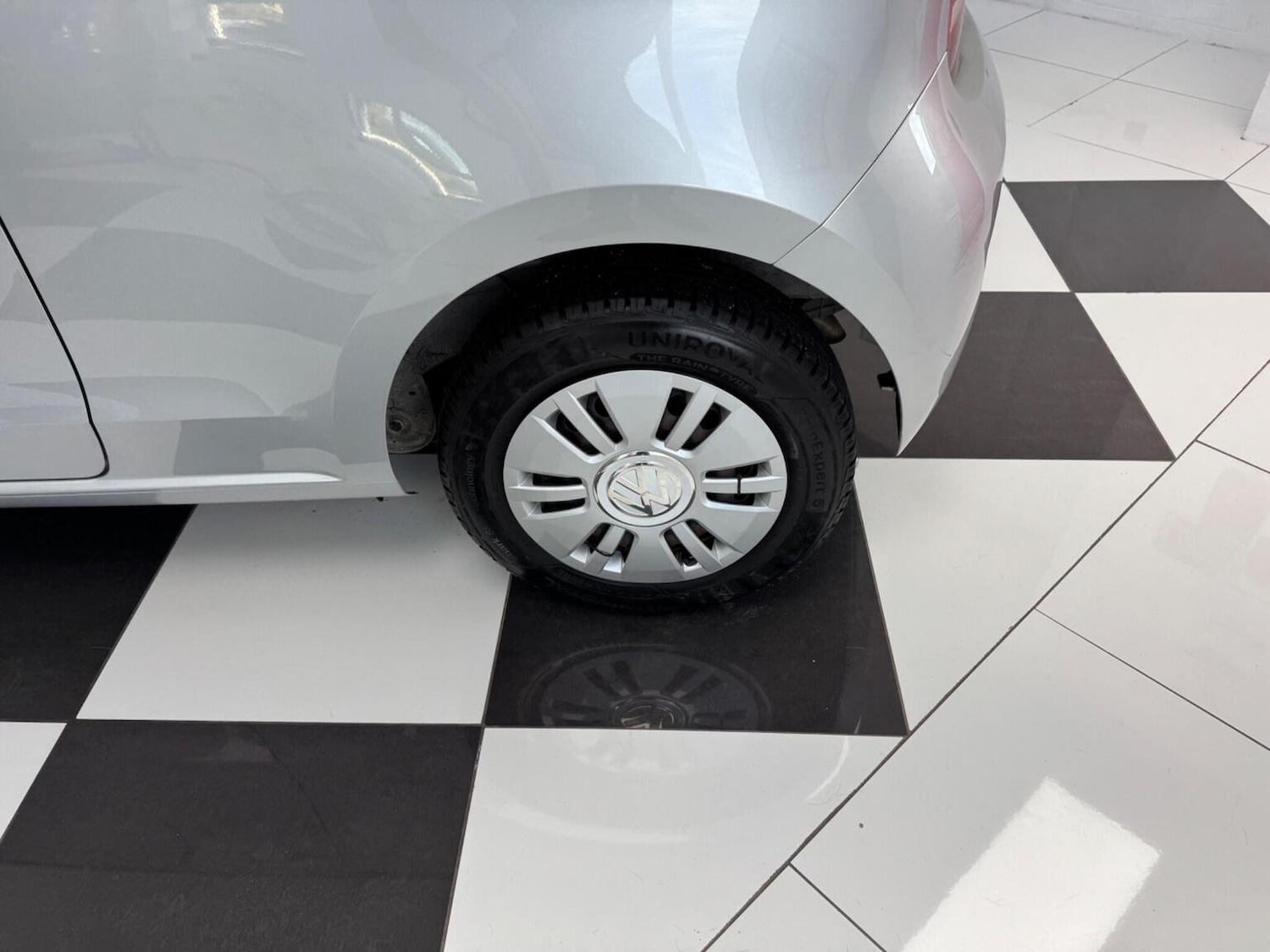 Used Volkswagen up! 2015 for sale - 76837059: Photo 21