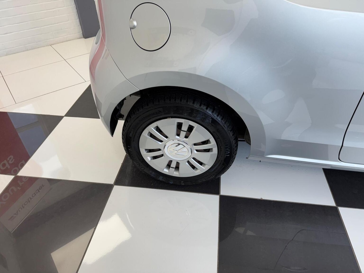 Used Volkswagen up! 2015 for sale - 76837059: Photo 23