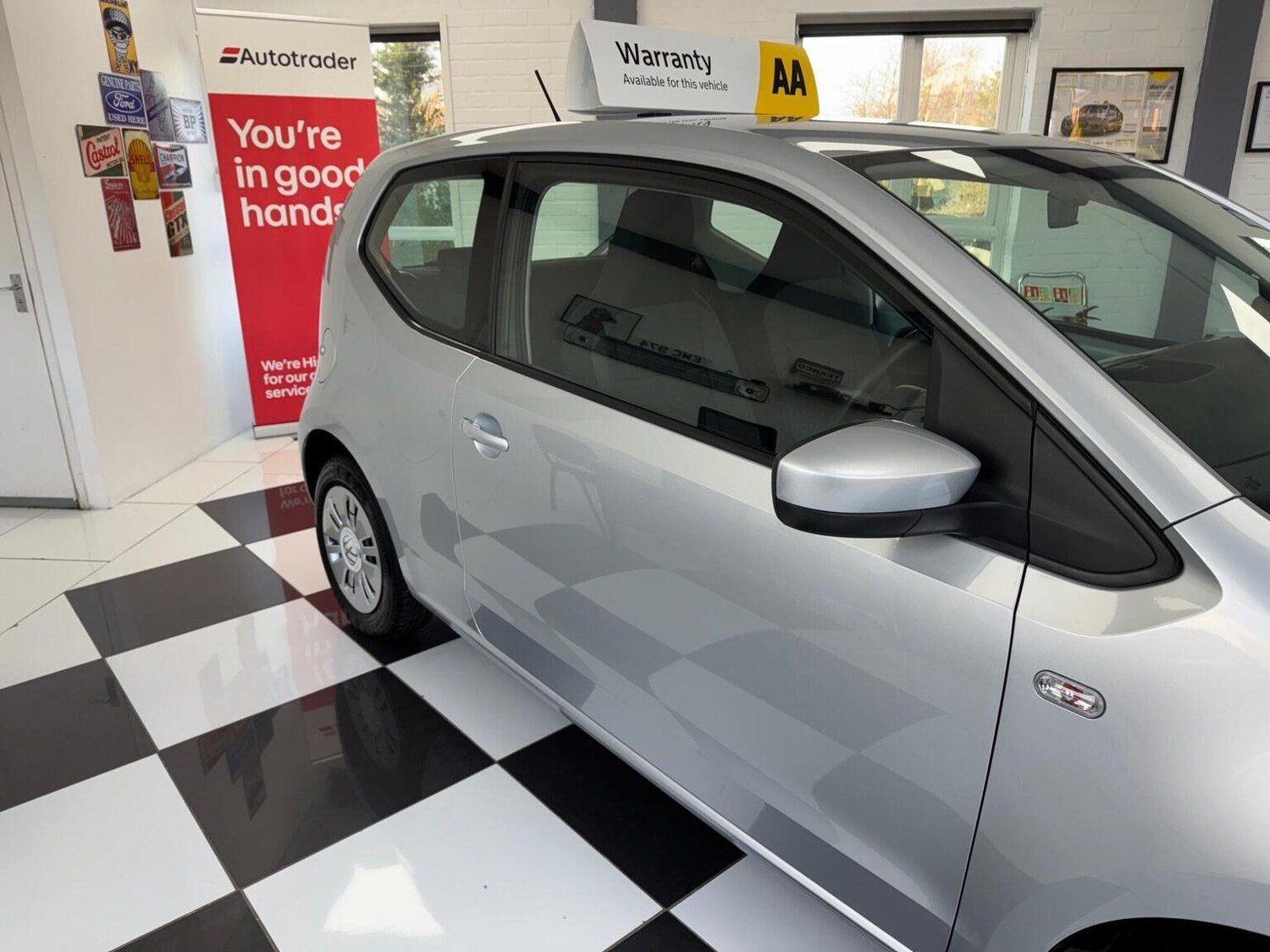 Used Volkswagen up! 2015 for sale - 76837059: Photo 26