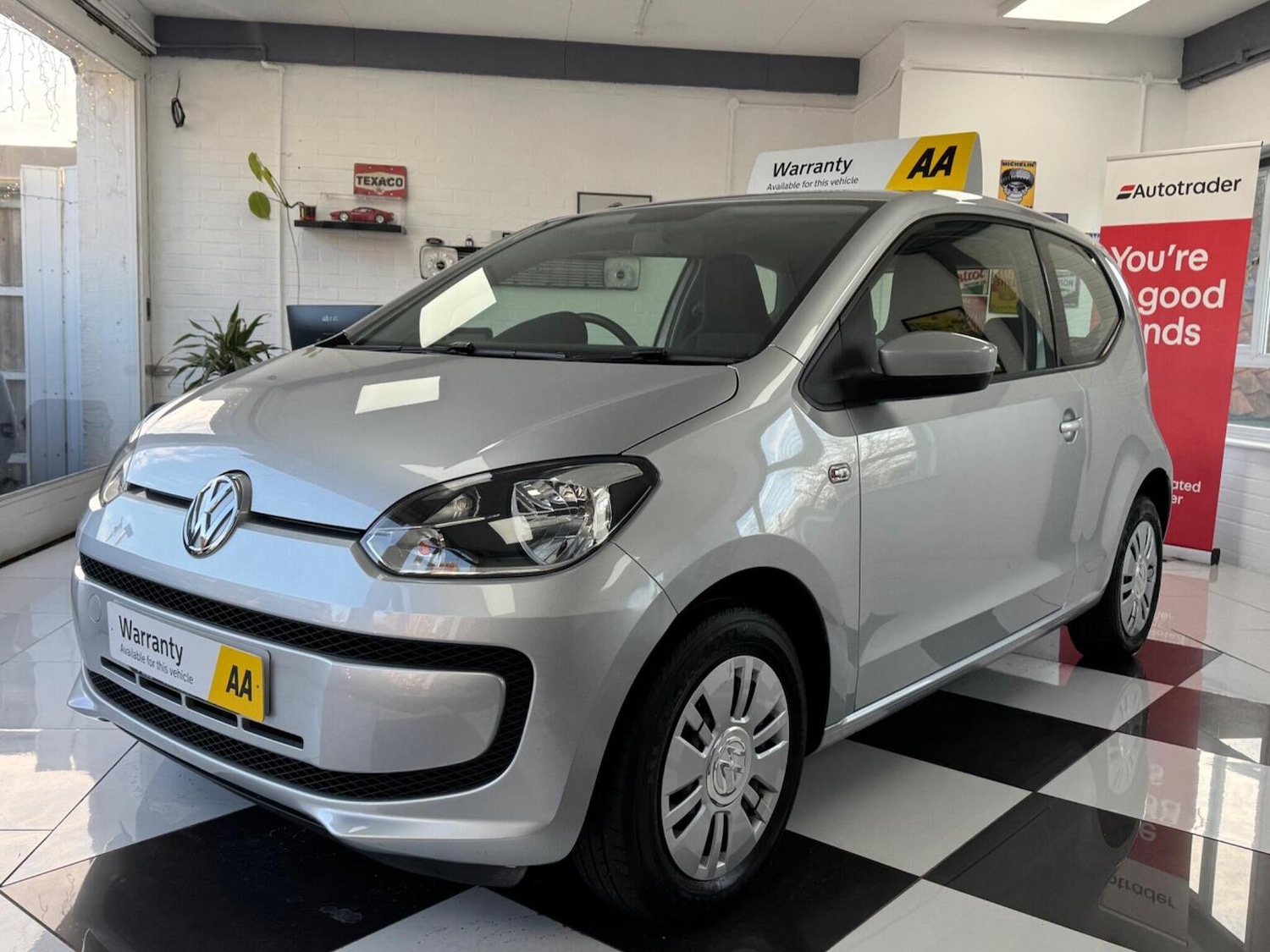 Used Volkswagen up! 2015 for sale - 76837059: Photo 3