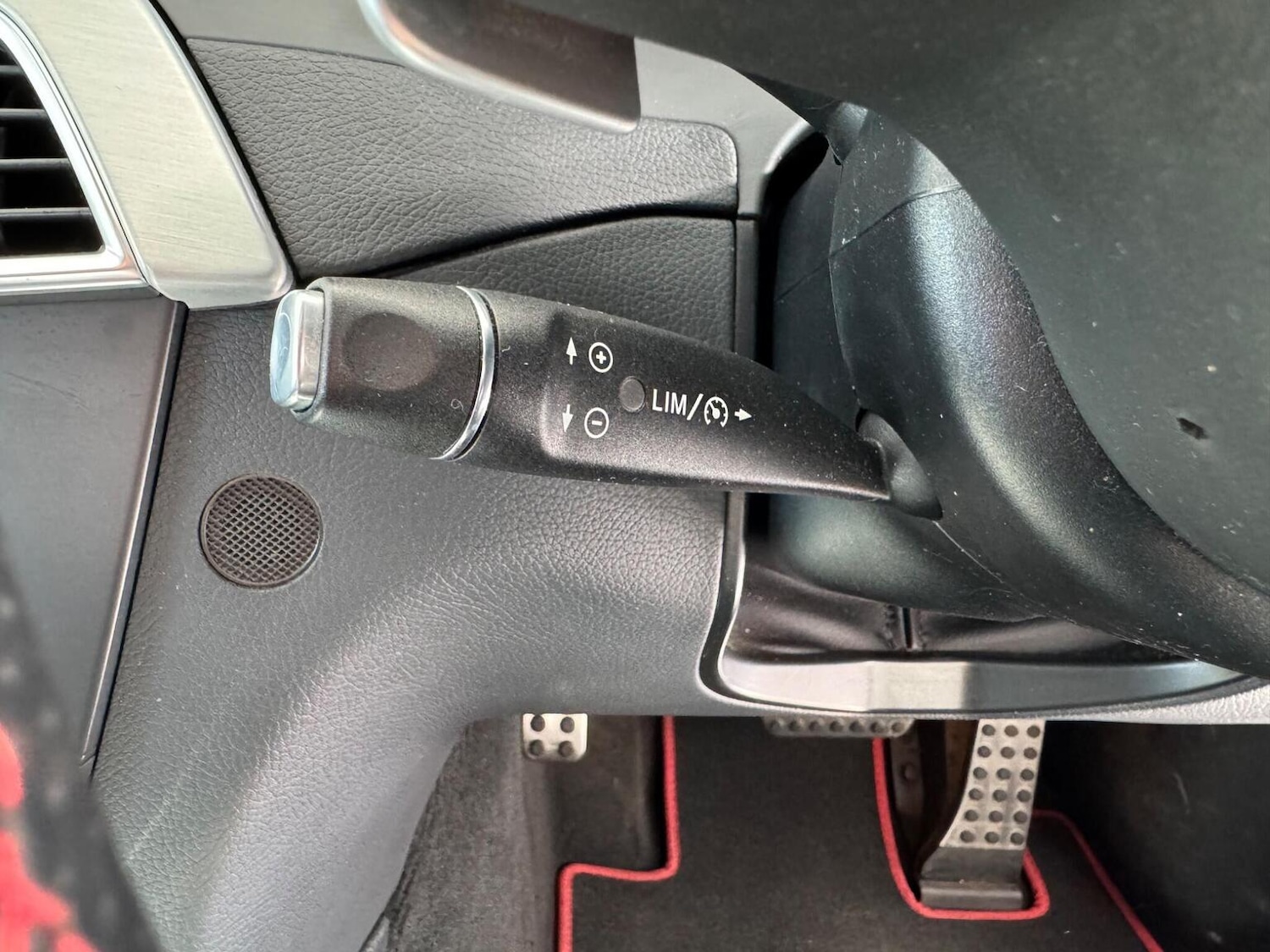 Used Mercedes-Benz C Class 2012 for sale - 77836861: Photo 19