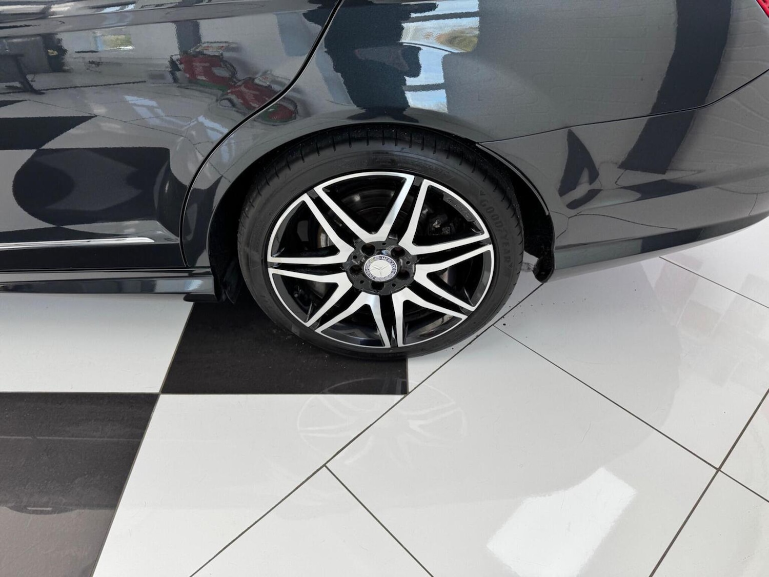 Used Mercedes-Benz C Class 2012 for sale - 77836861: Photo 26