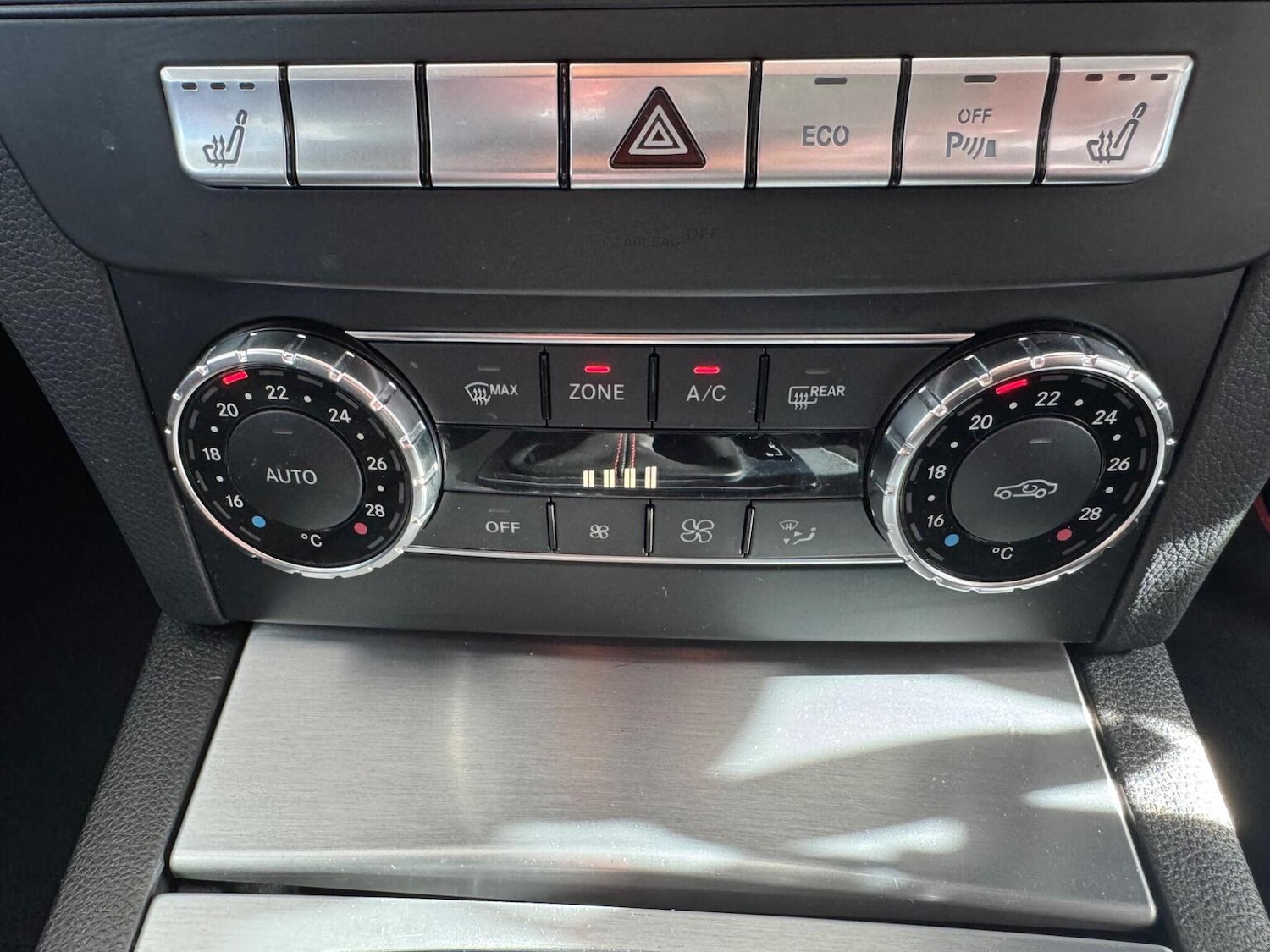 Used Mercedes-Benz C Class 2012 for sale - 77836861: Photo 46