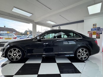 Used Mercedes-Benz C Class 2012 for sale - 77836861: Photo