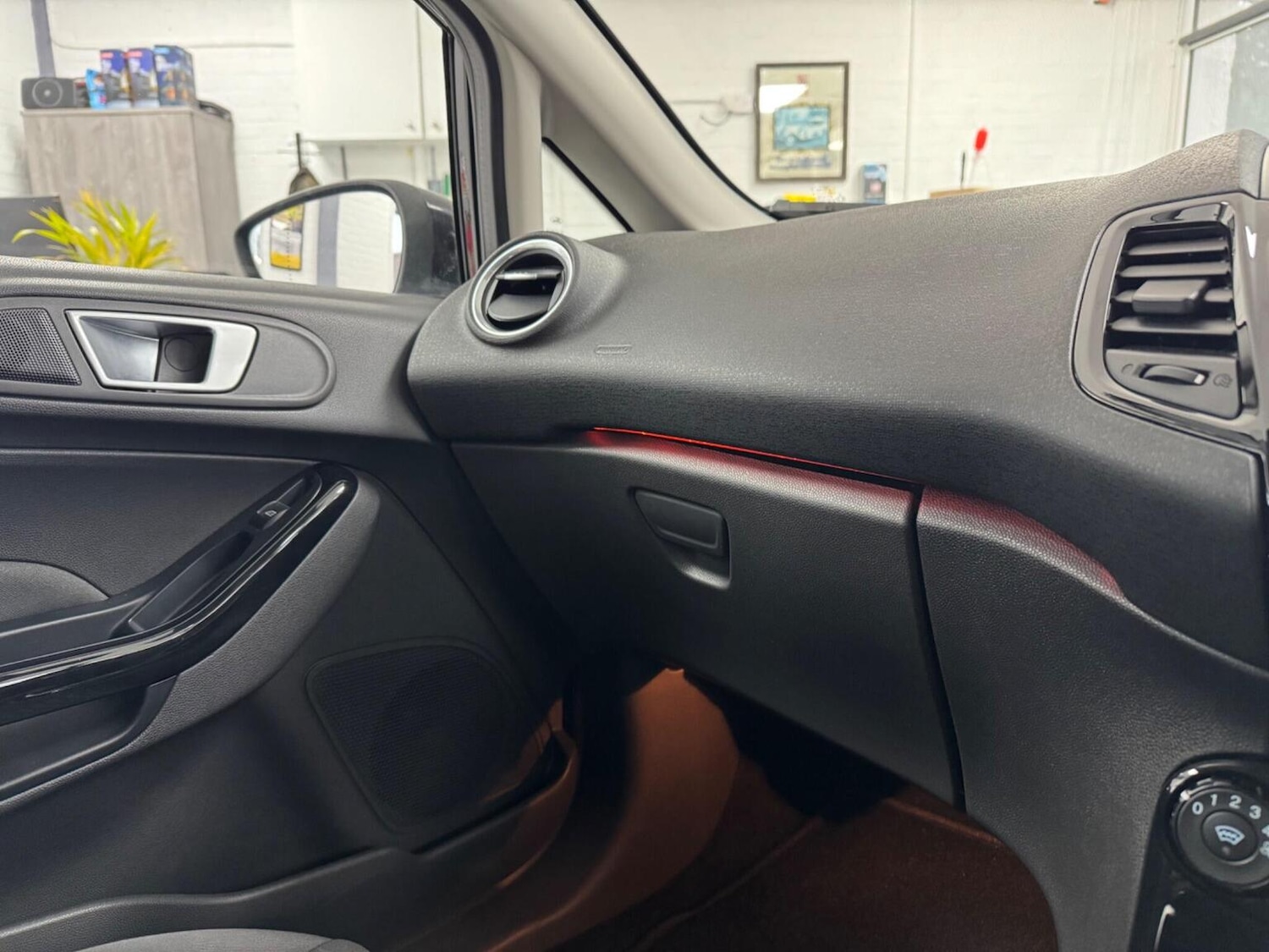 Used Ford Fiesta 2014 for sale - 77453280: Photo 38