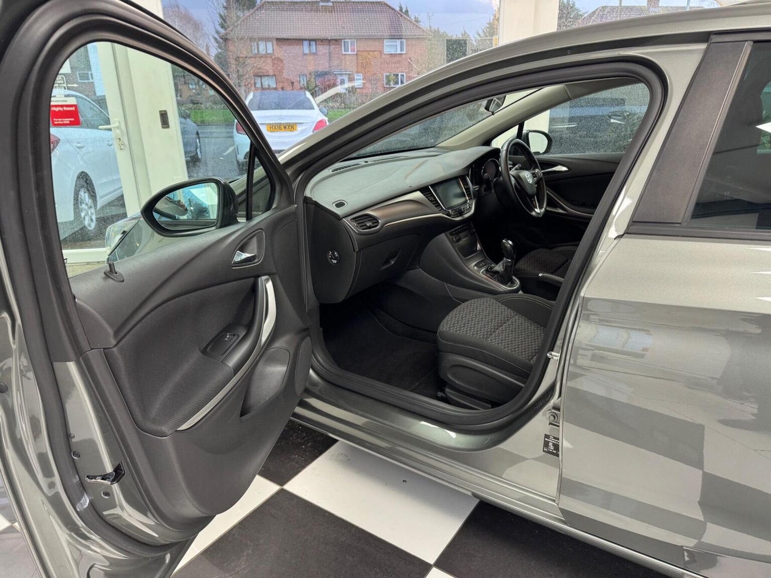 Used Vauxhall Astra 2018 for sale - 77303586: Photo 26