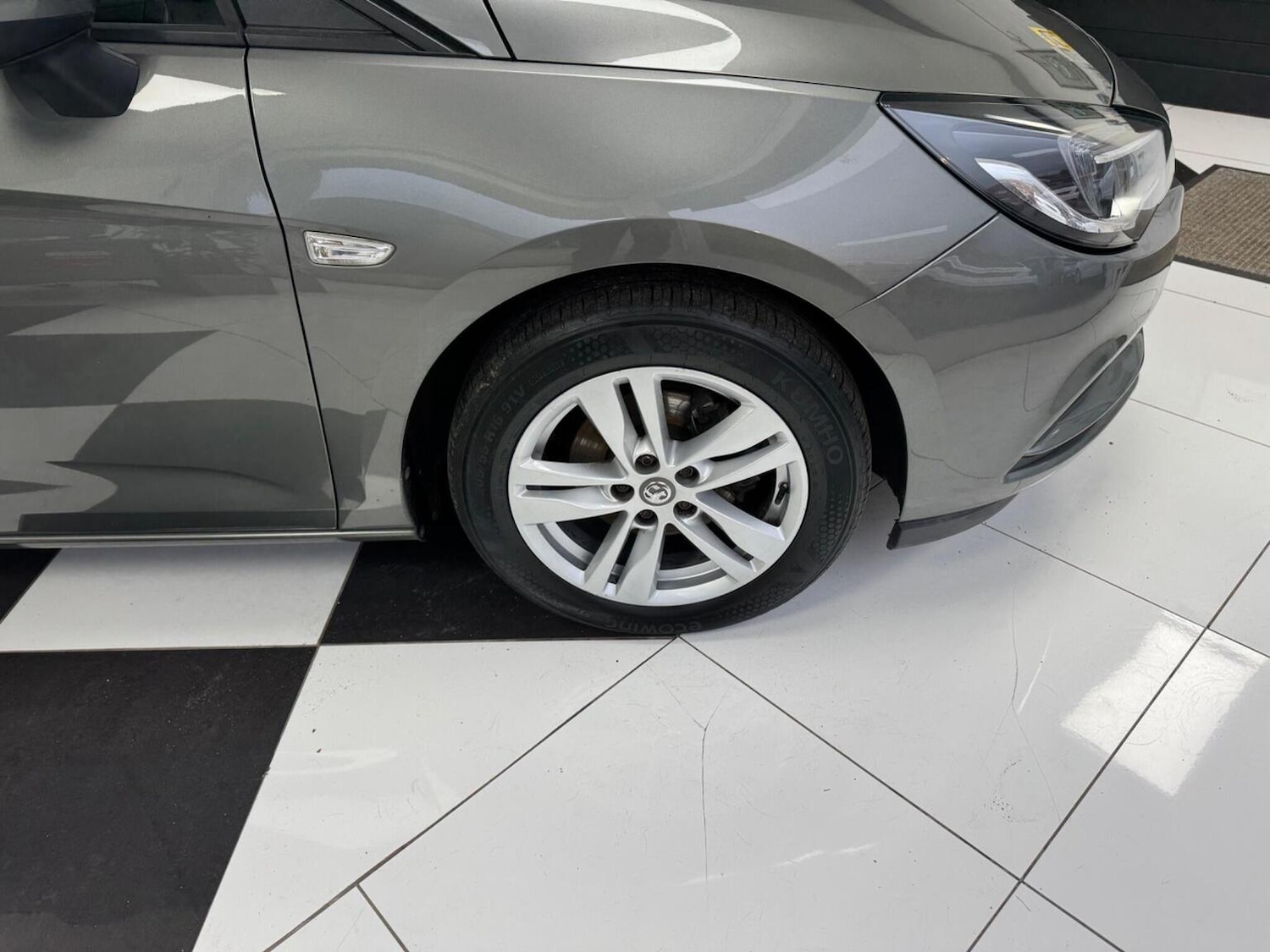 Used Vauxhall Astra 2018 for sale - 77303586: Photo 30