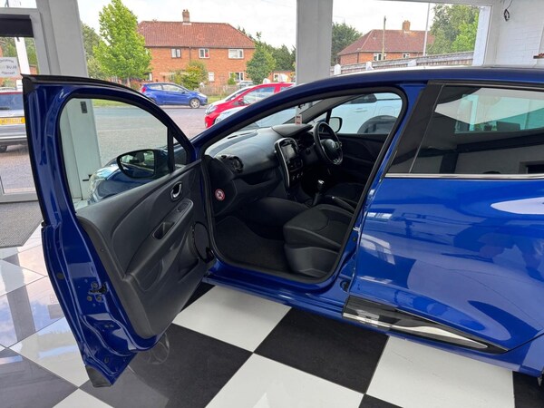 Used Renault Clio 2018 for sale - 75048852: Photo 44