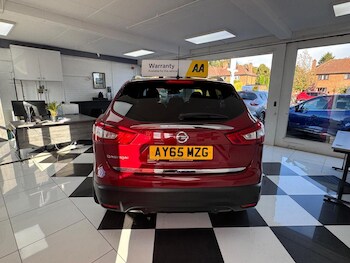 Used Nissan Qashqai 2015 for sale - 75975623: Photo