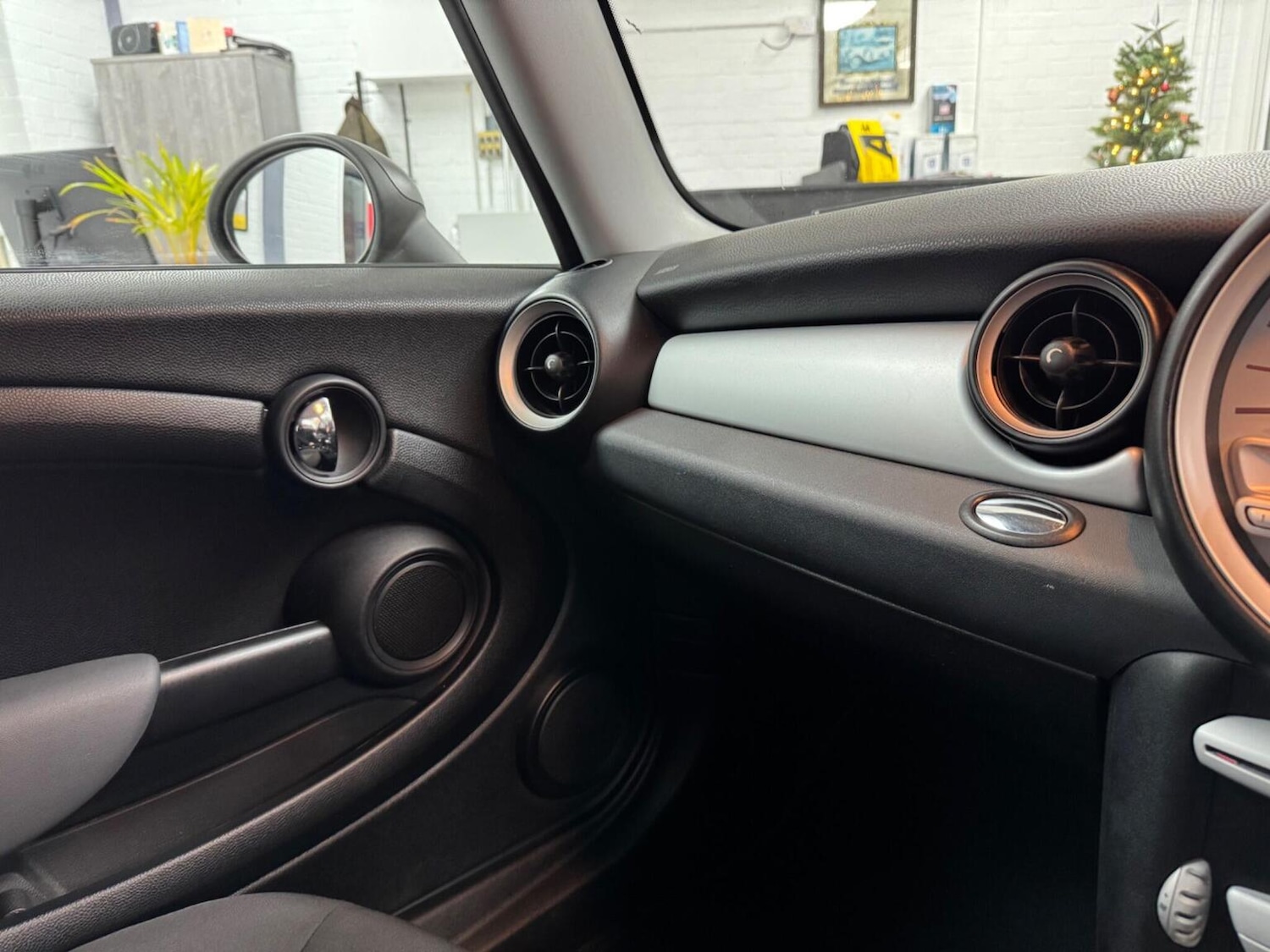 Used MINI Hatch 2010 for sale - 77056624: Photo 12