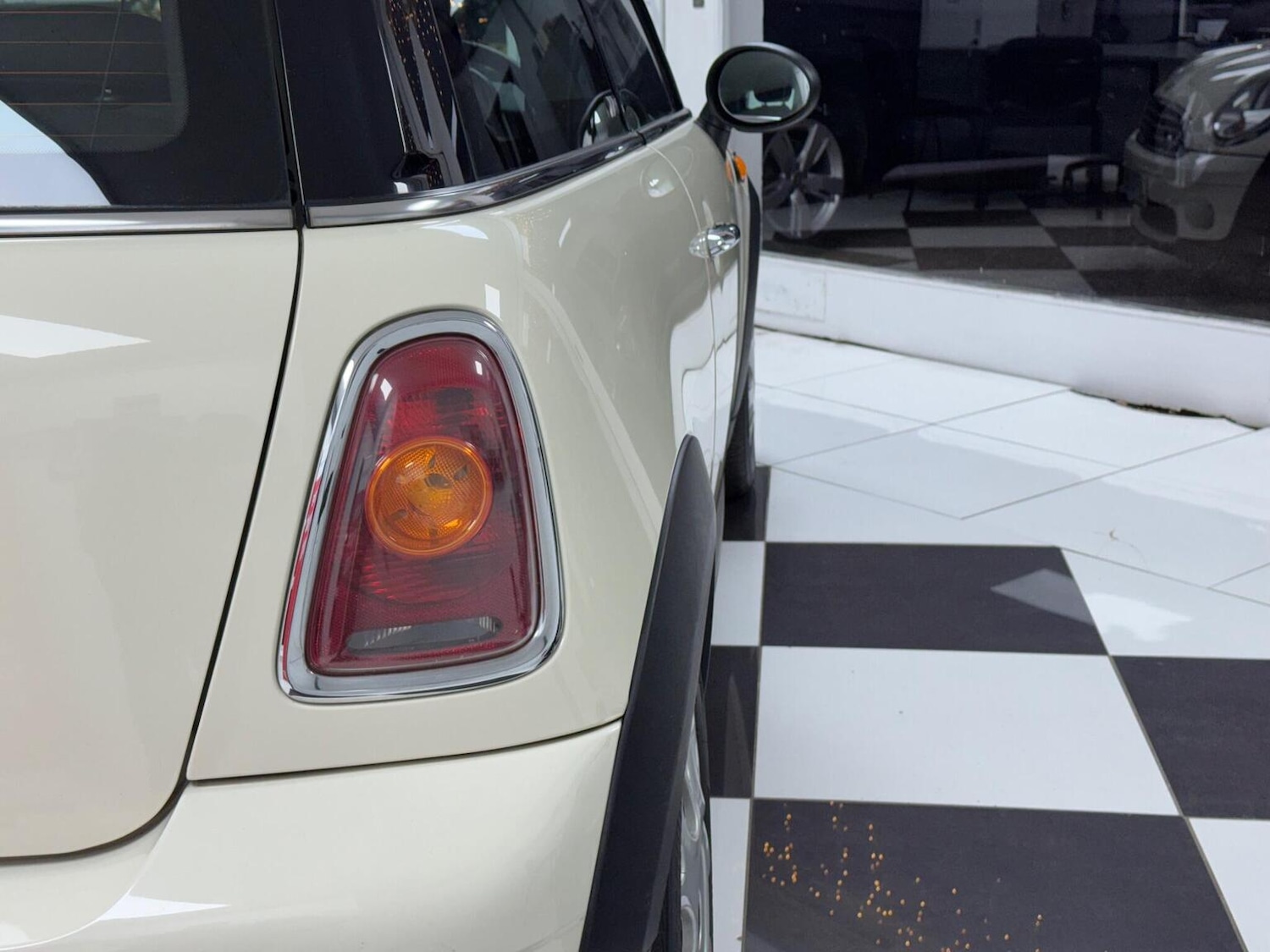 Used MINI Hatch 2010 for sale - 77056624: Photo 30