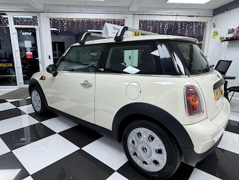 Used MINI Hatch 2010 for sale - 77056624: Photo