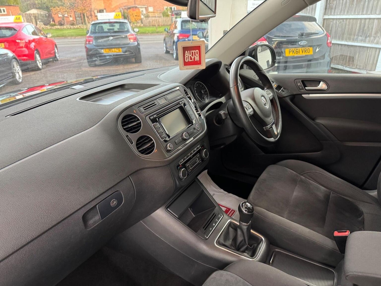 Used Volkswagen Tiguan 2015 for sale - 76430889: Photo 11