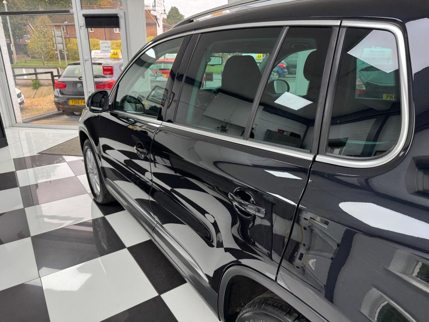 Used Volkswagen Tiguan 2015 for sale - 76430889: Photo 37