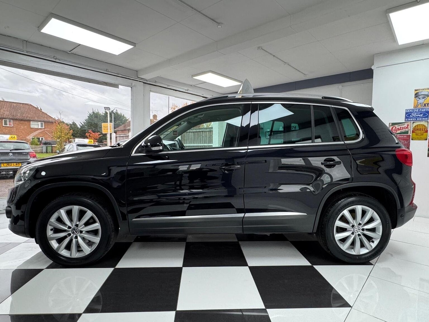 Used Volkswagen Tiguan 2015 for sale - 76430889: Photo 4