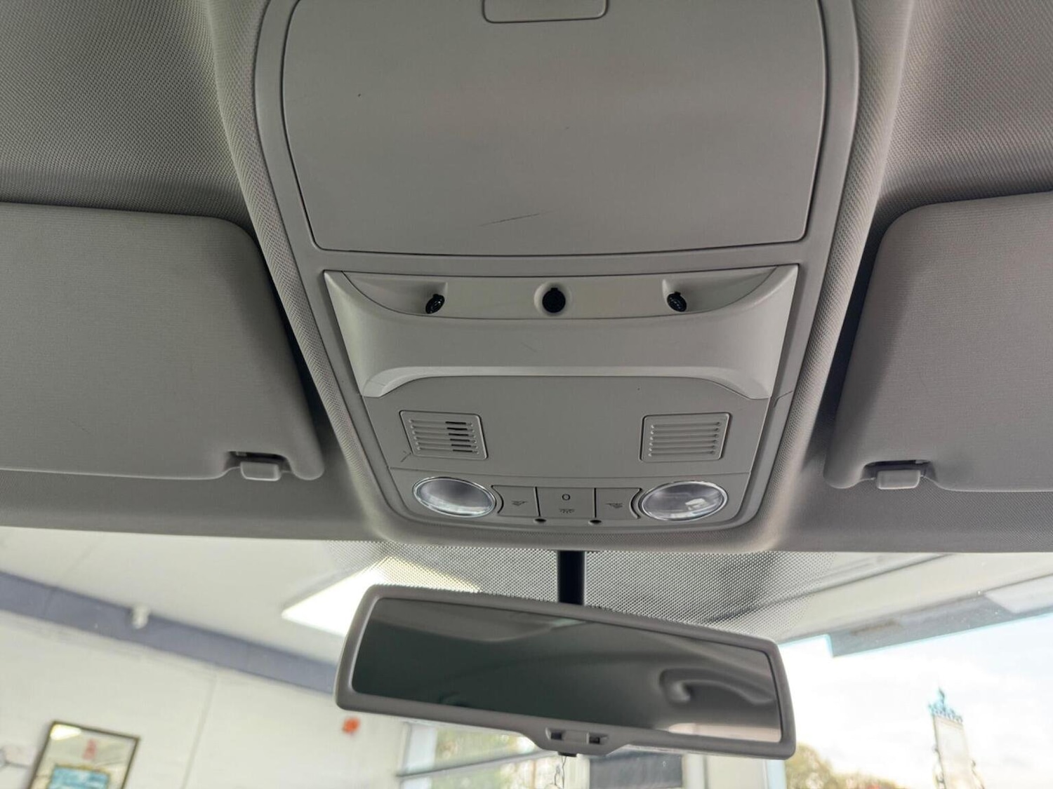 Used Volkswagen Tiguan 2015 for sale - 76430889: Photo 43