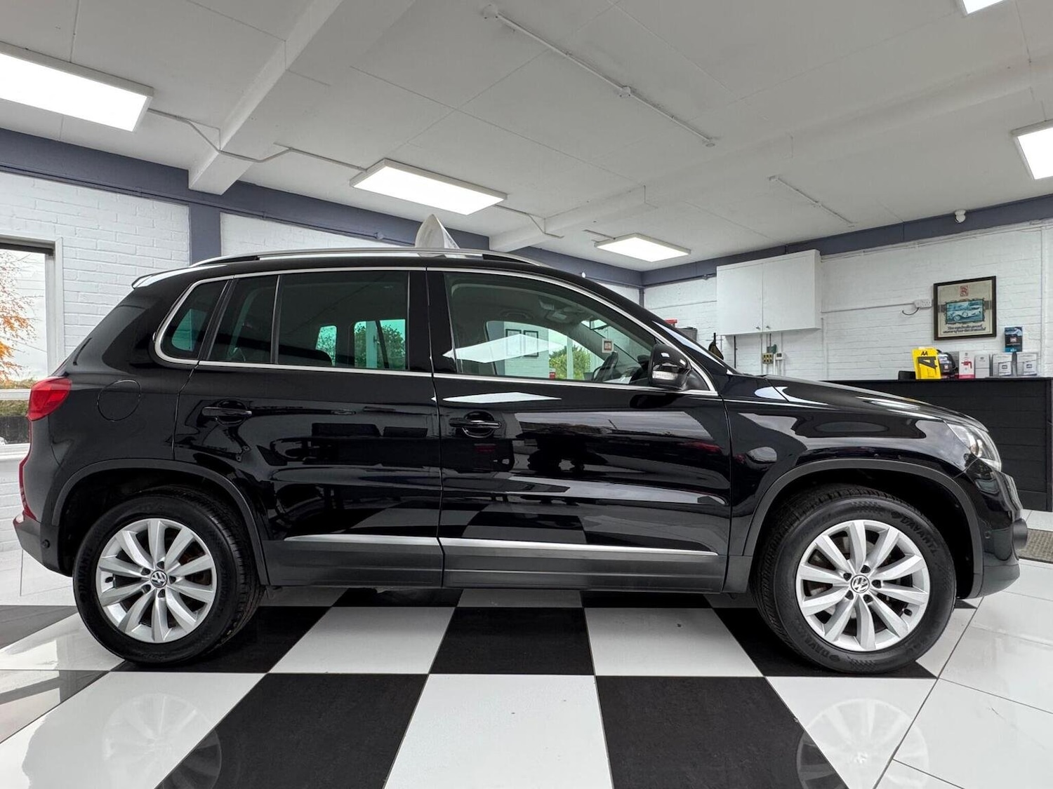 Used Volkswagen Tiguan 2015 for sale - 76430889: Photo 7
