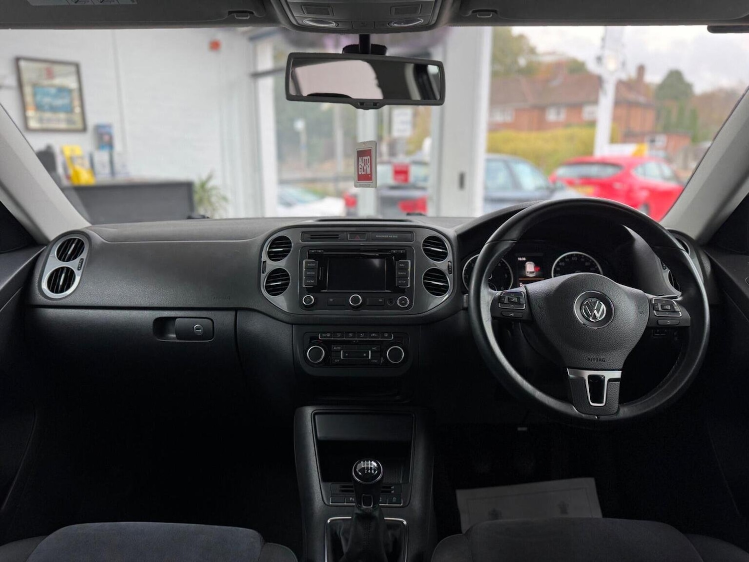 Used Volkswagen Tiguan 2015 for sale - 76430889: Photo 9