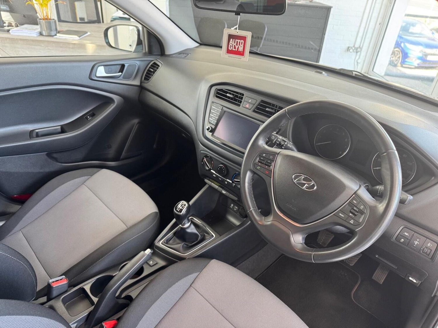 Used Hyundai i20 2017 for sale - 77954076: Photo 10