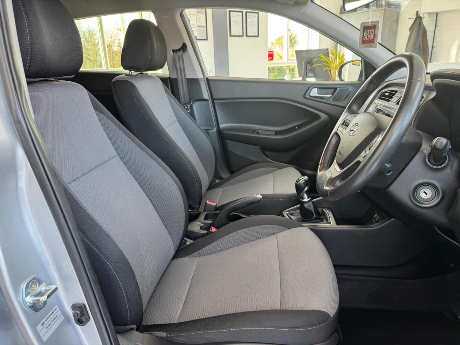 Used Hyundai i20 2017 for sale - 77954076: Photo 15